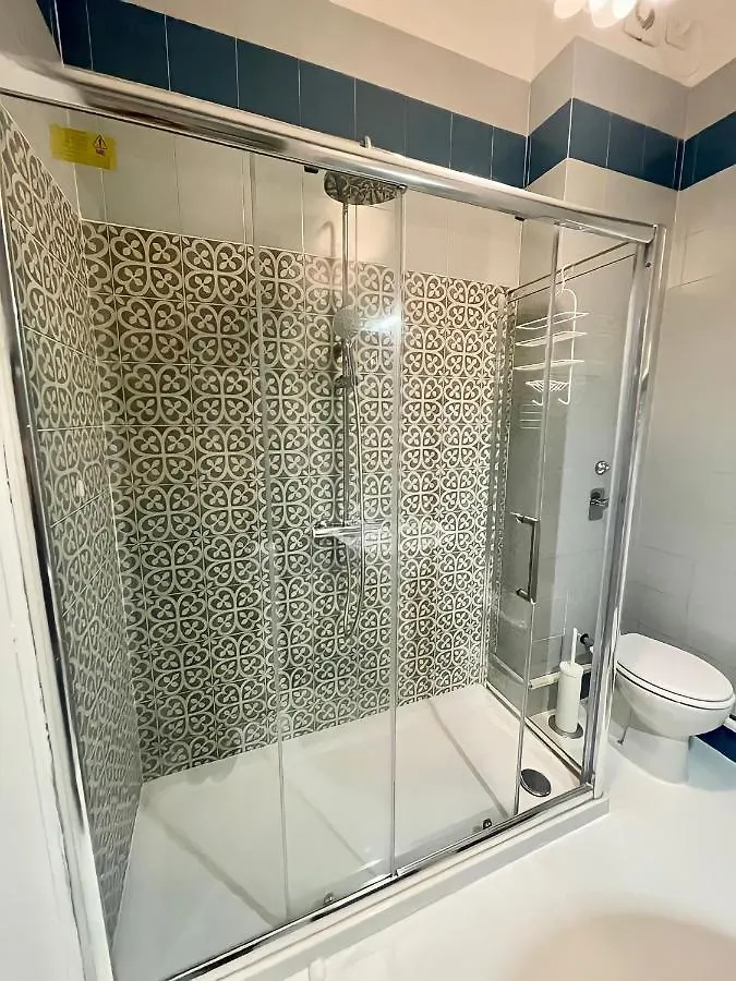 מילאנו Solution Home Piazza Cinque Giornate 0*,